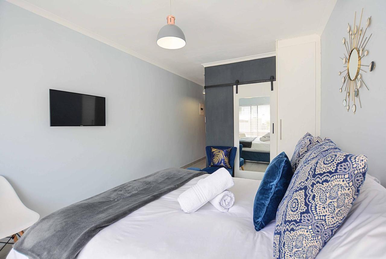 Sea Breeze Apartments ブロウベルフストランド エクステリア 写真
